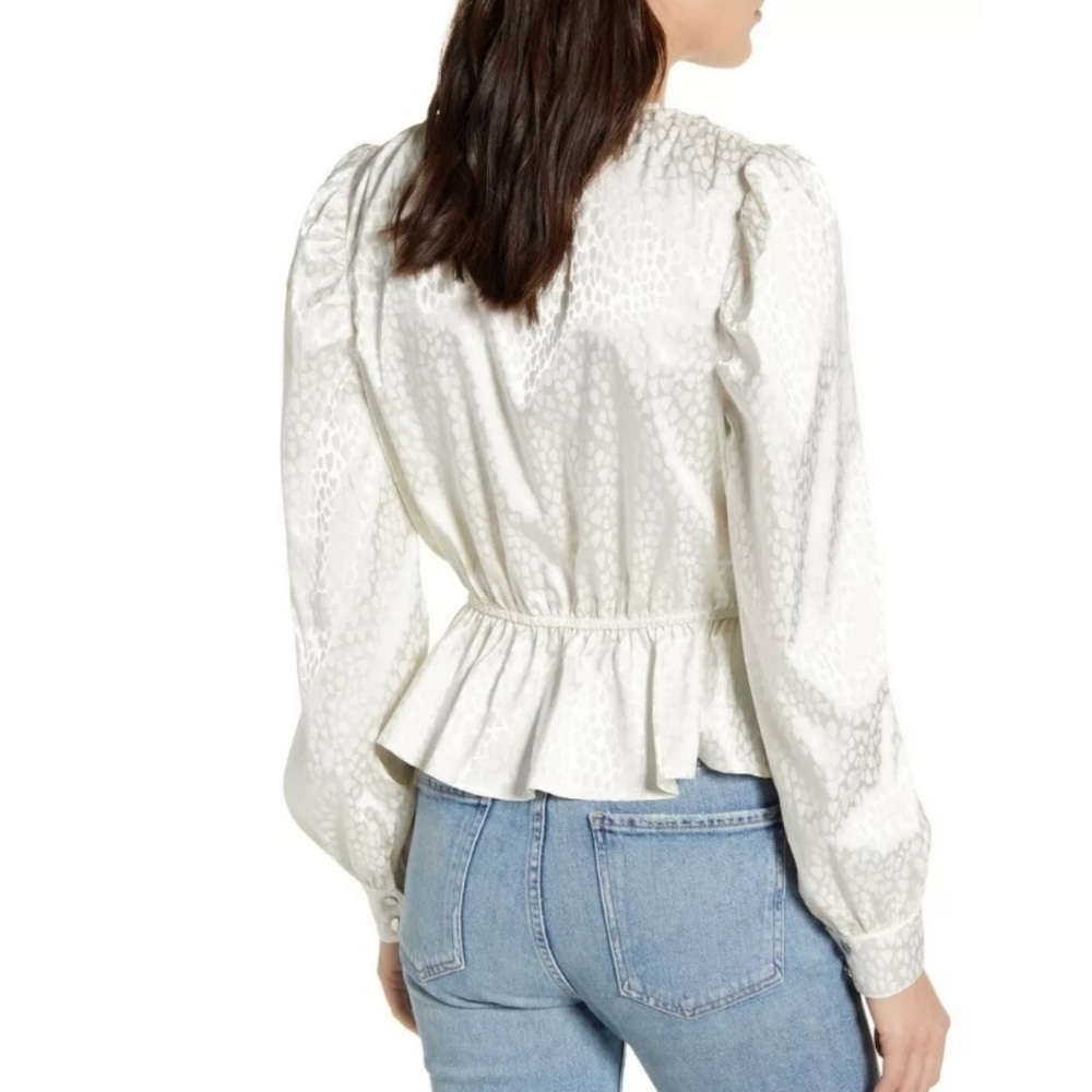 Chelsea28 puff sleeve silky blouse